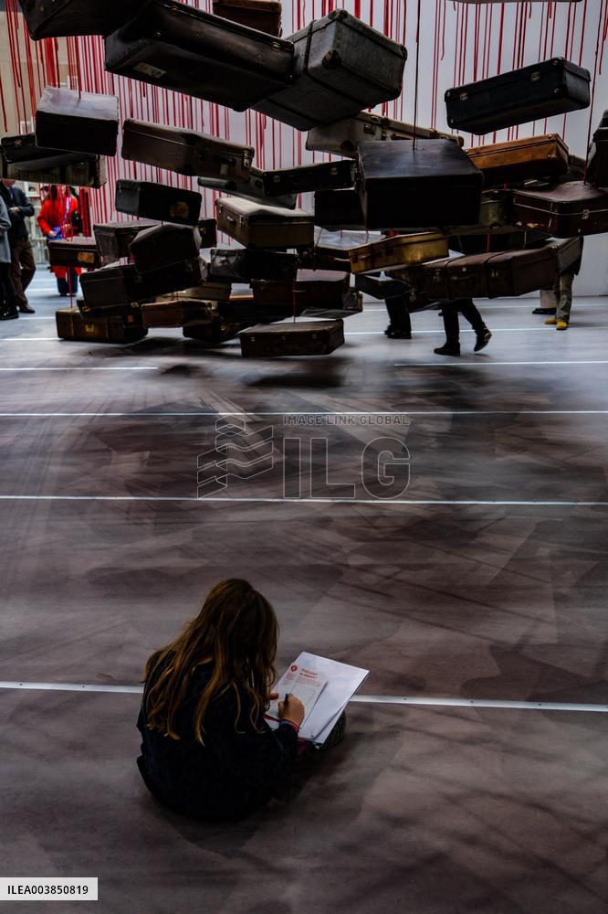Chiharu Shiota Exhibition - Paris