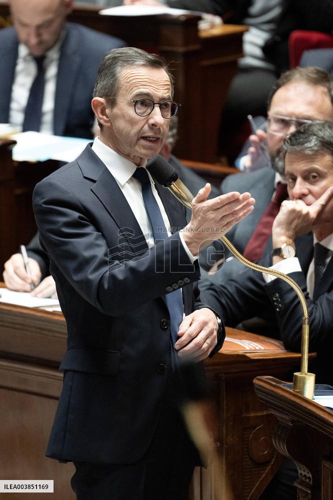 Questions to the Government - Paris