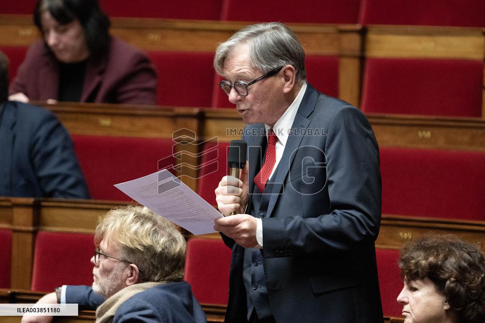 Questions to the Government - Paris