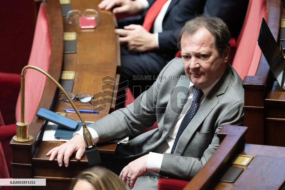 Questions to the Government - Paris