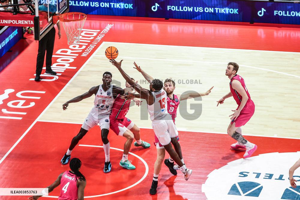 BASKET - Champions League - Pallacanestro Reggiana vs Telekom Baskets Bonn