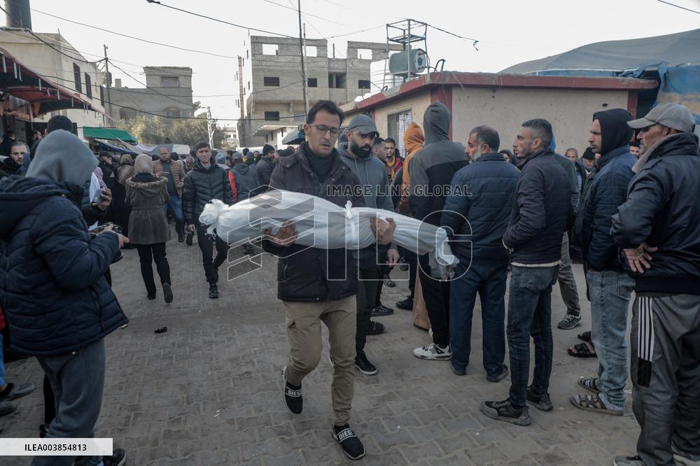 Israel And Hamas Agree To A 42-Day Ceasefire - Gaza