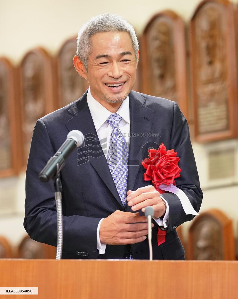 Baseball: Ichiro joins Japan Hall of Fame
