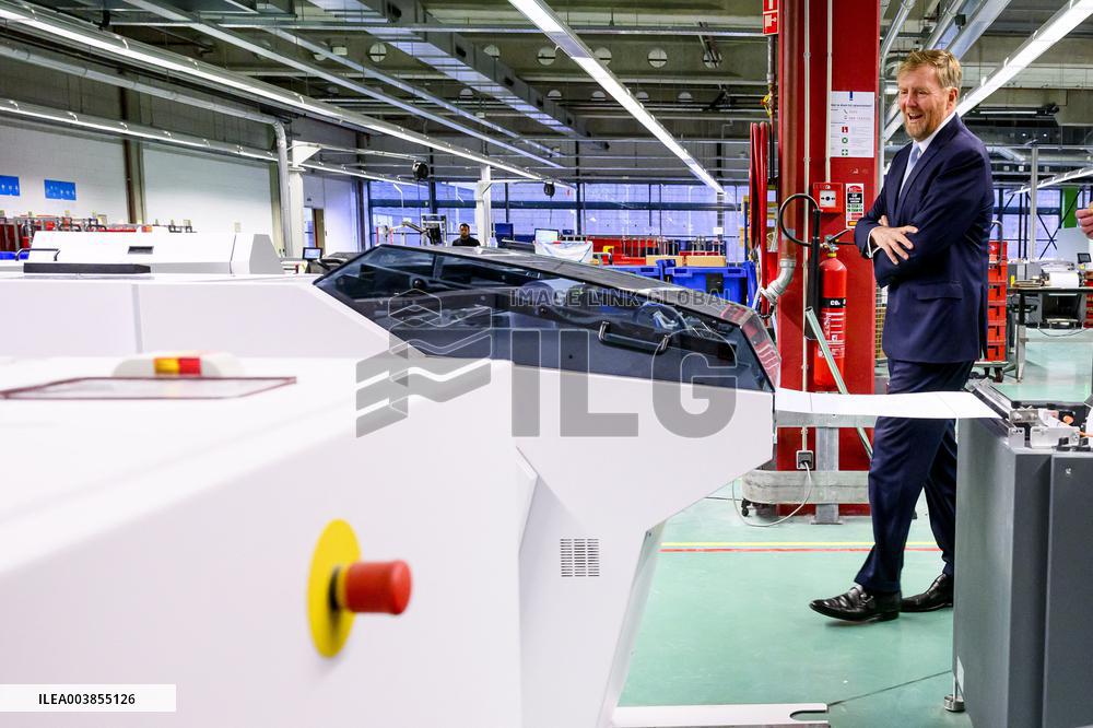 King Willem-Alexander Visits Tax Office - Apeldoorn