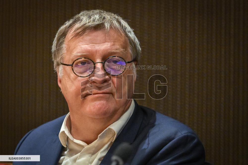 Hearing before the committee of inquiry into violence in film at the National Assembly in Paris FA