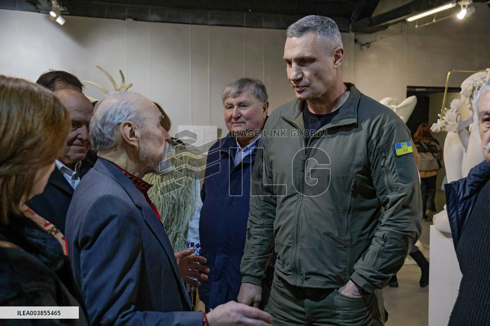 Exhibition of Ukrainian sculptor Anatolii Kushch opens in Kyiv