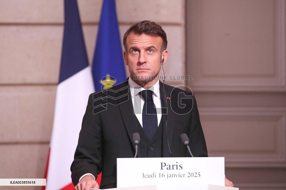French and Angolan Presidents' Press Conference - Paris