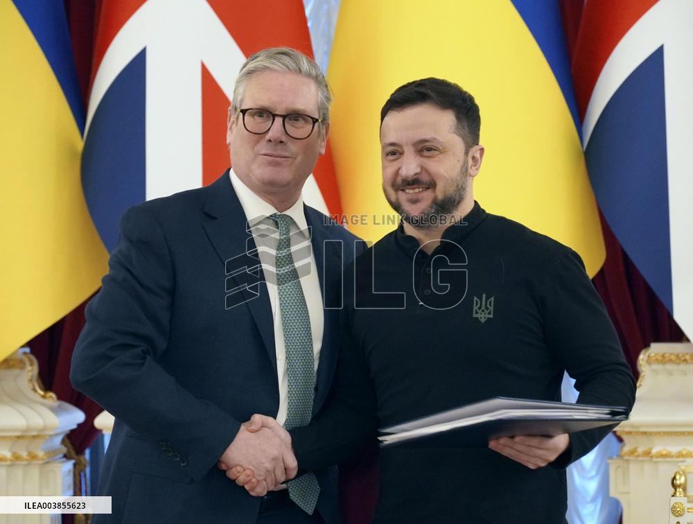 Ukraine-Britain 100-year treaty