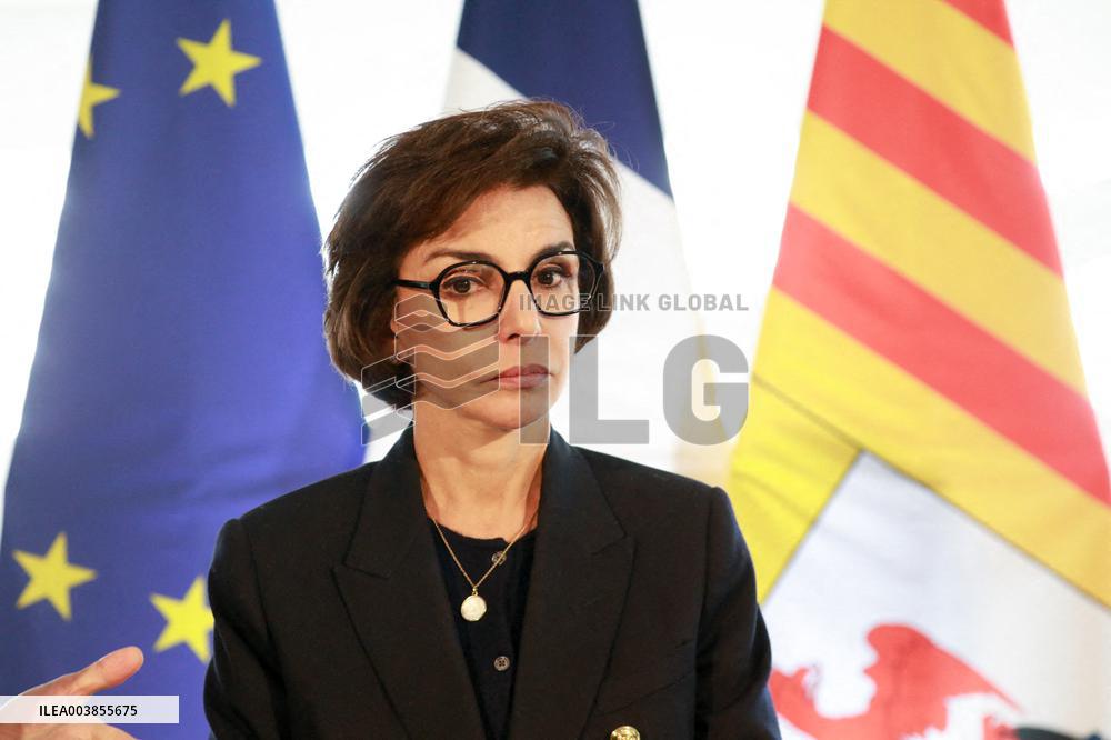 Rachida Dati on A Virtual Tour of The Cosquer Cave - Marseille