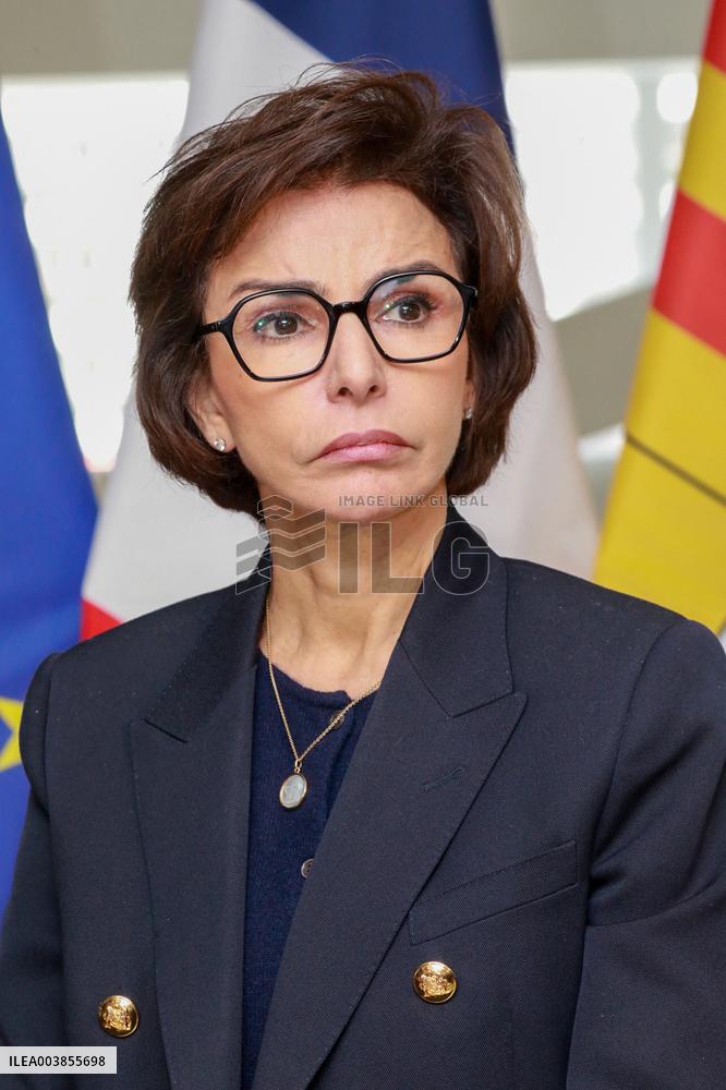 Rachida Dati on A Virtual Tour of The Cosquer Cave - Marseille