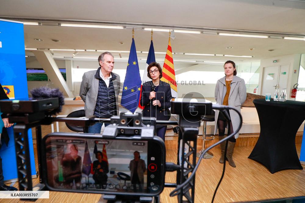 Rachida Dati on A Virtual Tour of The Cosquer Cave - Marseille