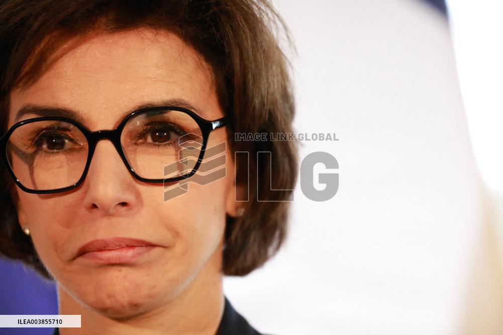 Rachida Dati on A Virtual Tour of The Cosquer Cave - Marseille