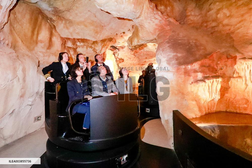 Rachida Dati on A Virtual Tour of The Cosquer Cave - Marseille