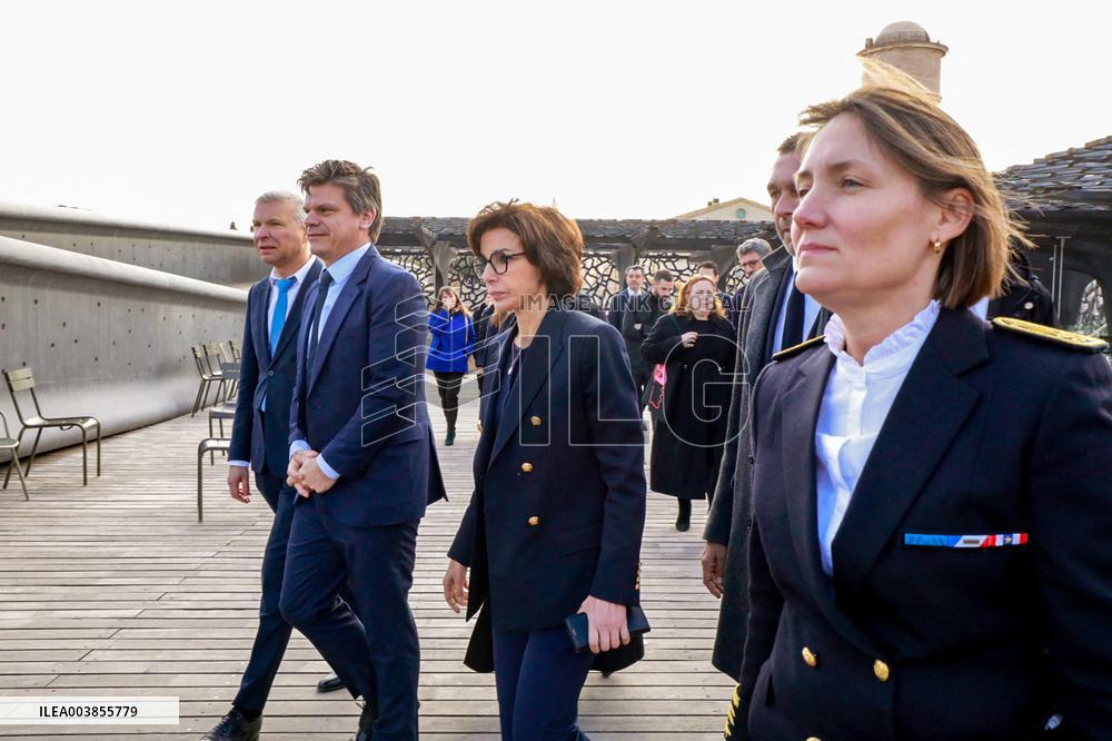 Rachida Dati on A Virtual Tour of The Cosquer Cave - Marseille