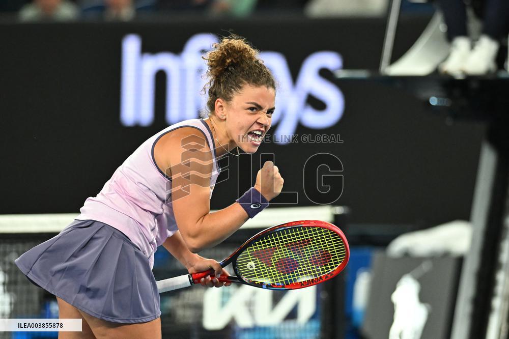 Australian Open - Womens Singles - Round 2
