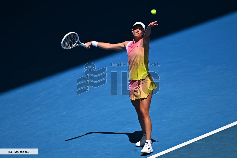 Australian Open - Womens Singles - Round 2