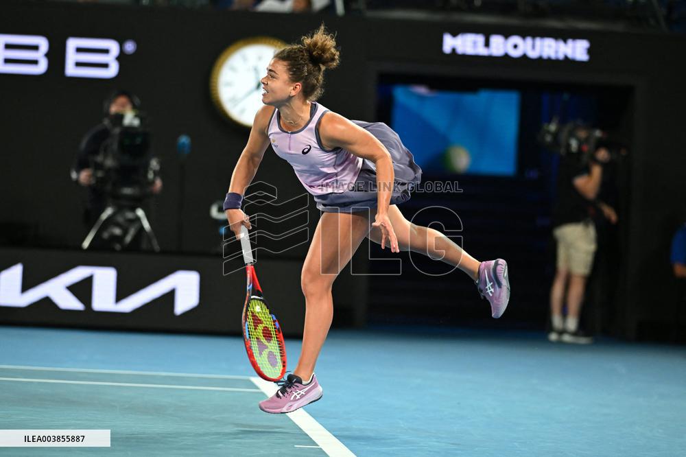 Australian Open - Womens Singles - Round 2