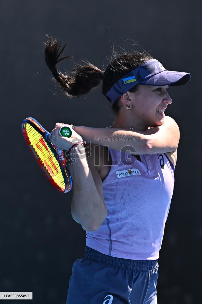 Australian Open - Womens Singles - Round 2