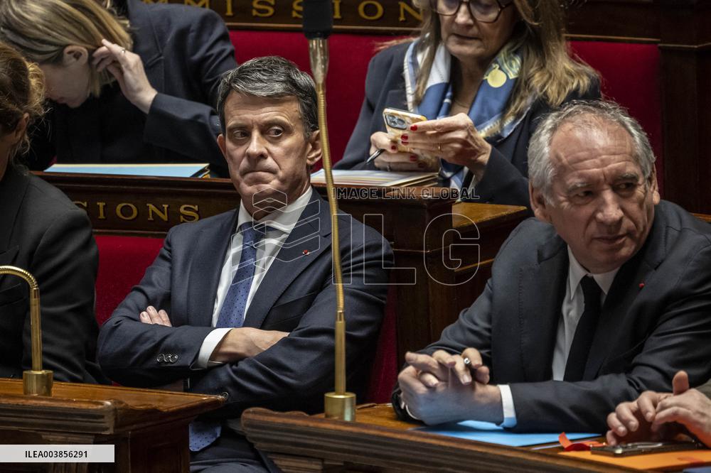 The Debate Prior To The No-Confidence Vote Of The Government - Paris