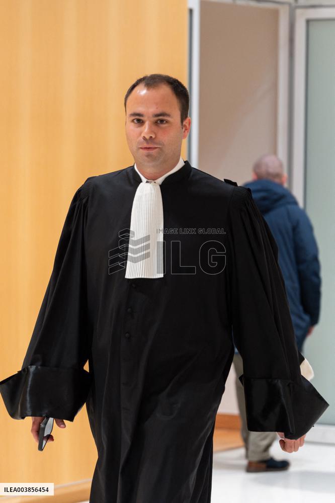 Nicolas Sarkozy’s trial during a break - Paris AJ