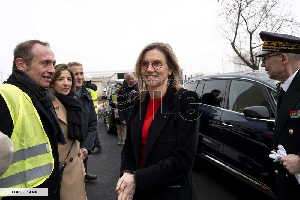 Agnes Pannier-Runacher Visit To Airbus - Toulouse
