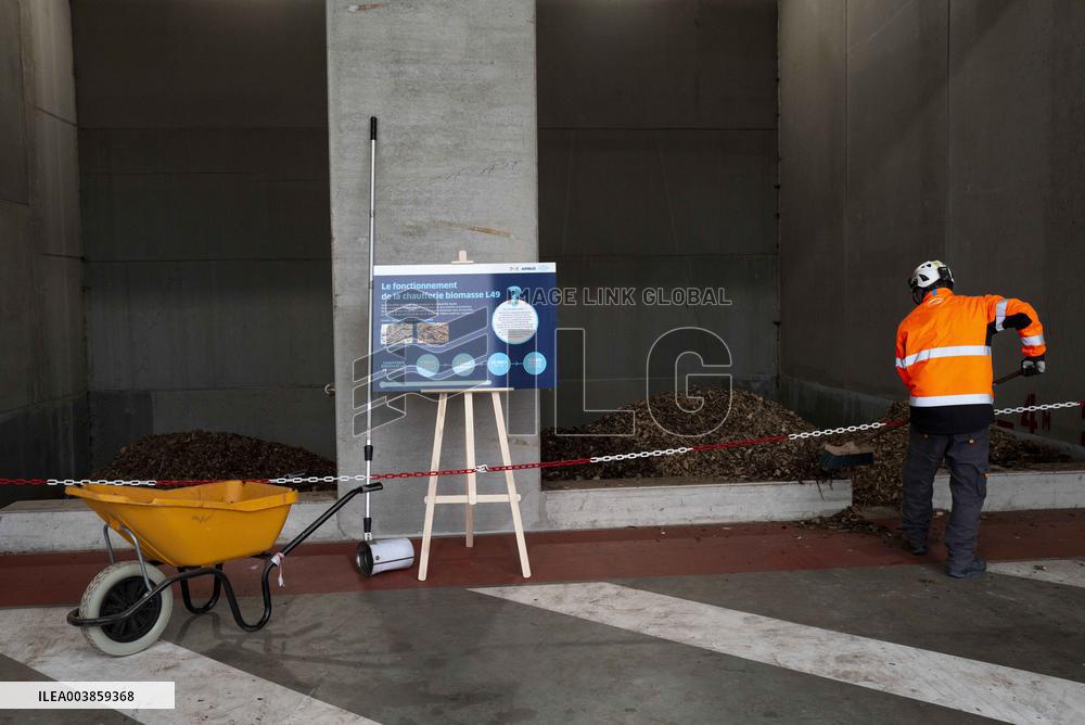Agnes Pannier-Runacher Visit To Airbus - Toulouse