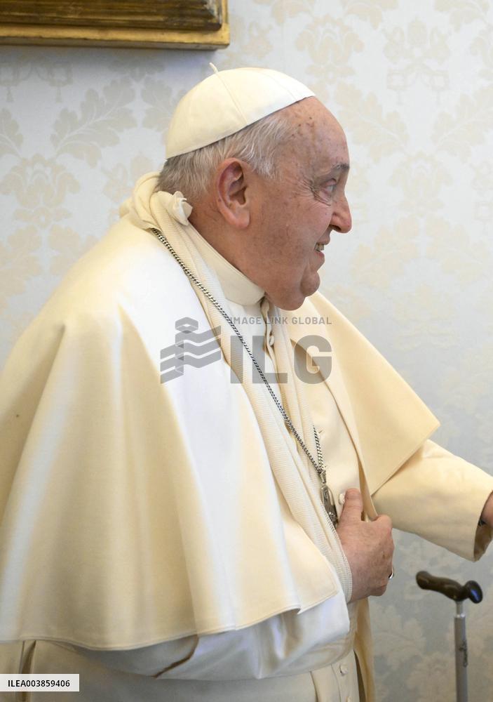 Pope Francis Wears His Arm In A Sling After A Fall - Vatican