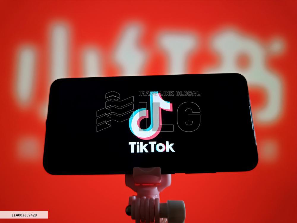 Illustration TikTok RedNote