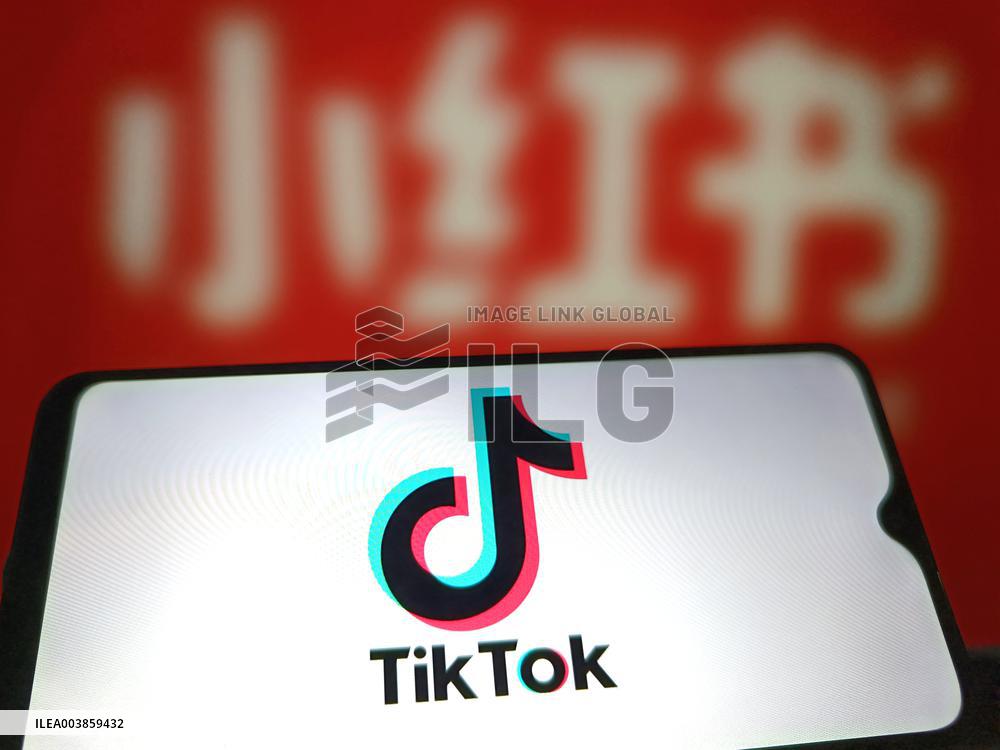 Illustration TikTok RedNote