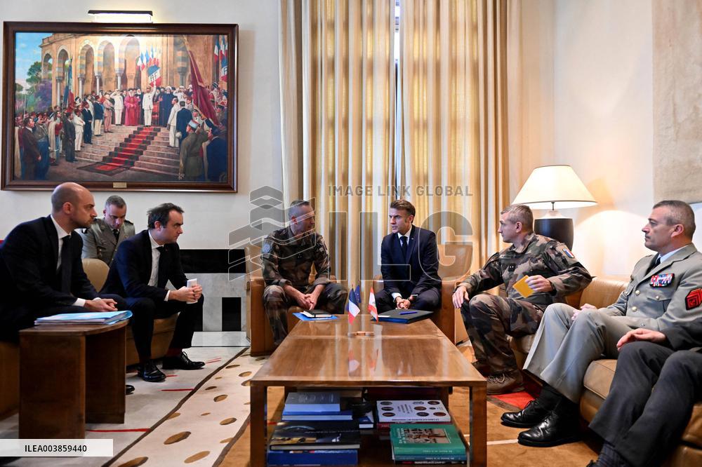 President Macron Meets Major General Fatinet - Beyrouth