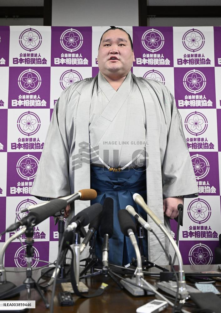 CORRECTED: Sumo: Grand champion Terunofuji retires after injury-plagued career