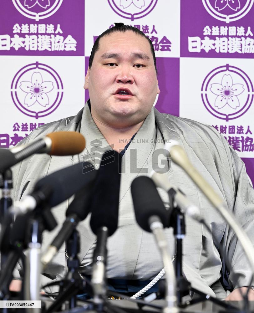 CORRECTED: Sumo: Grand champion Terunofuji retires after injury-plagued career