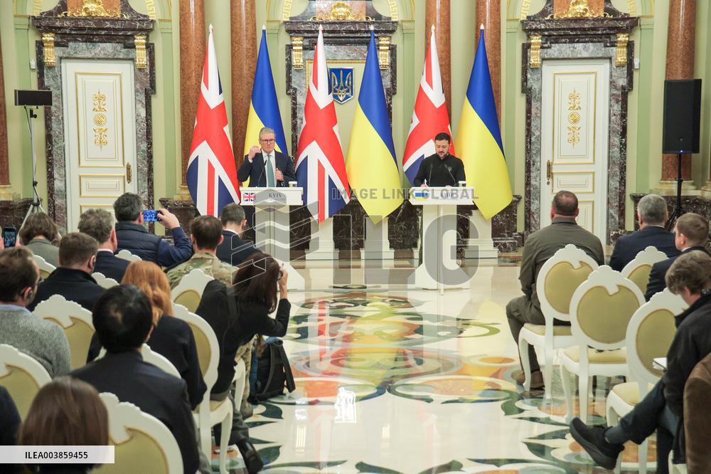 Ukraine and UK sign agreement on centennial partnership