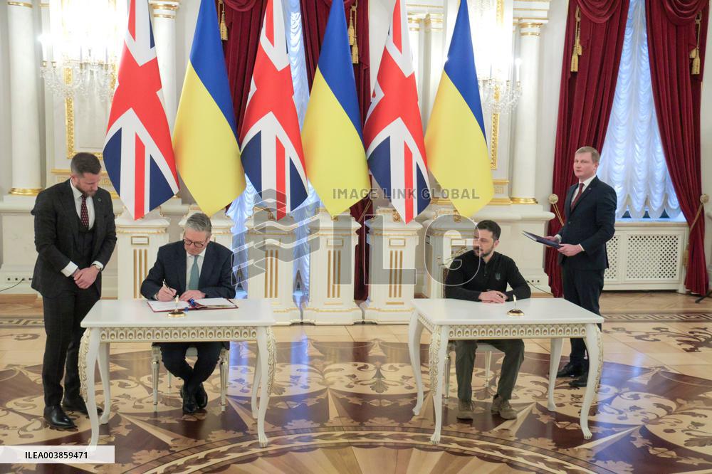 Ukraine and UK sign agreement on centennial partnership