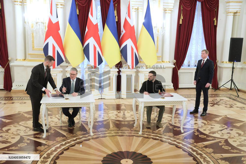 Ukraine and UK sign agreement on centennial partnership