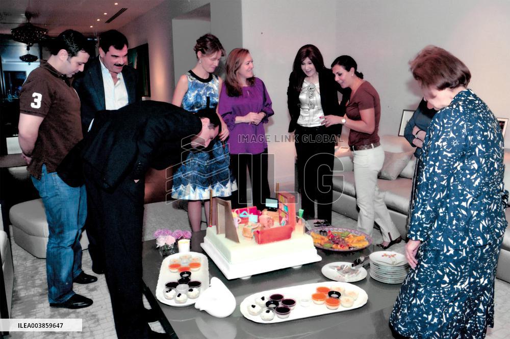 Exclu - Photos of A Birthday Dinner of El Assad Family - Damascus