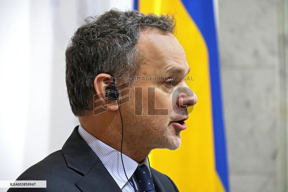 Briefing of Foreign Ministers of Ukraine and Netherlands