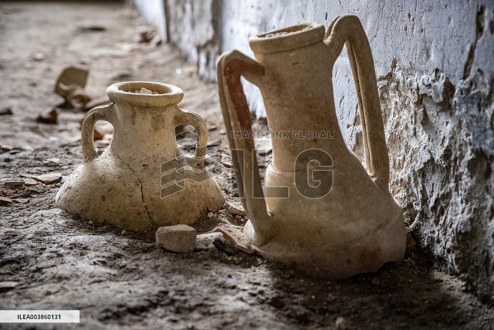 Biggest Ever Private Bathhouse Found - Pompeii