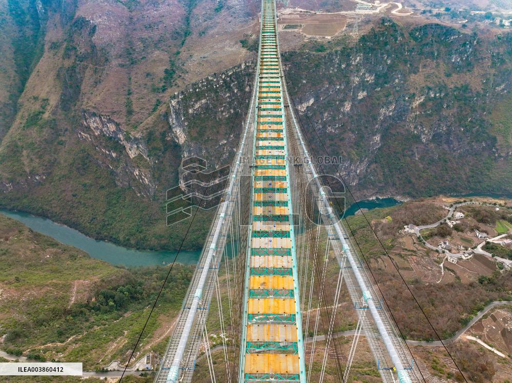 China Completes Main Structure of World's Tallest Bridge