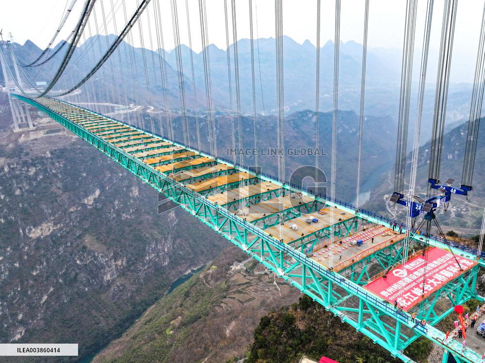China Completes Main Structure of World's Tallest Bridge