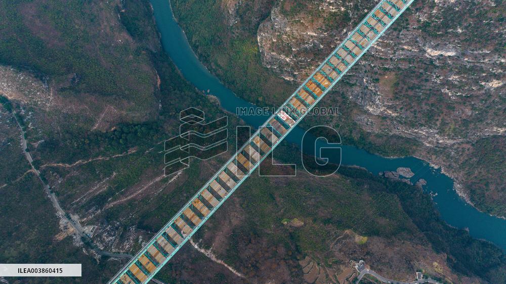 China Completes Main Structure of World's Tallest Bridge
