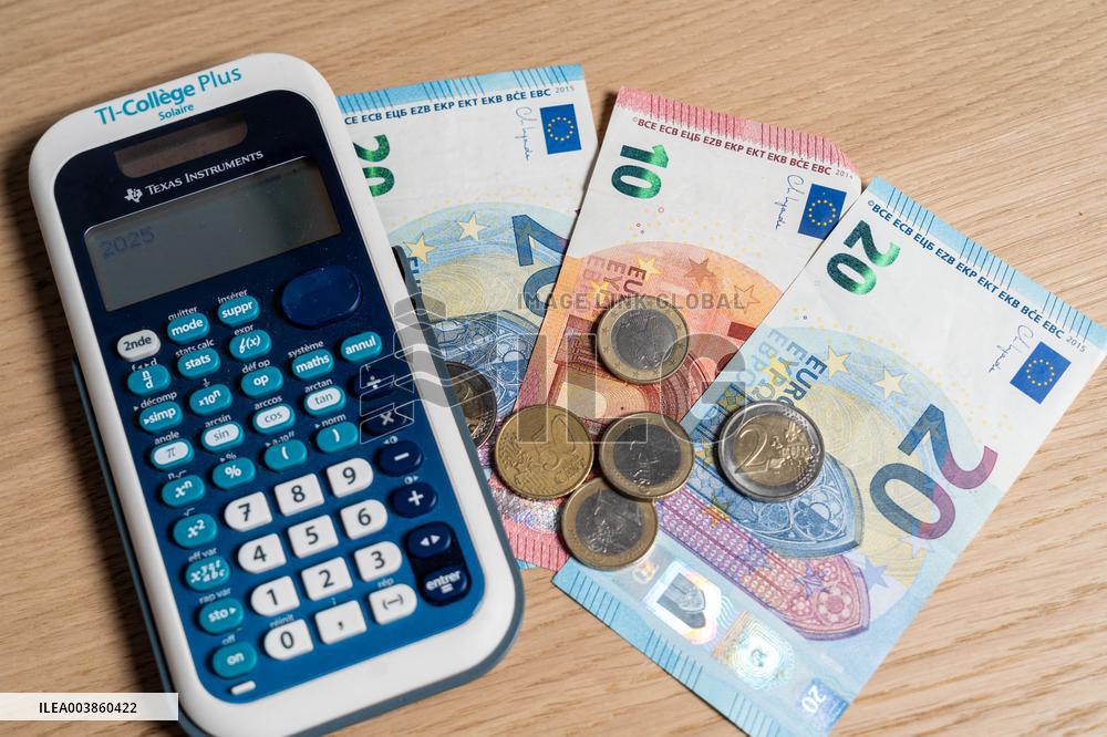 Savings illustration - Paris AJ