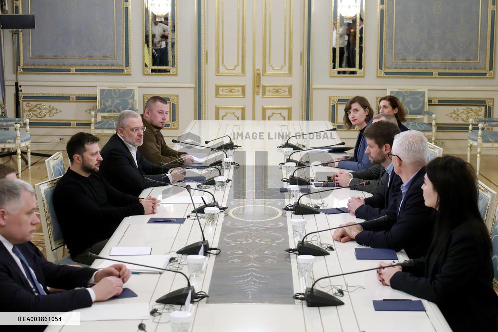 Ukrainian President meets Slovak parliamentarians