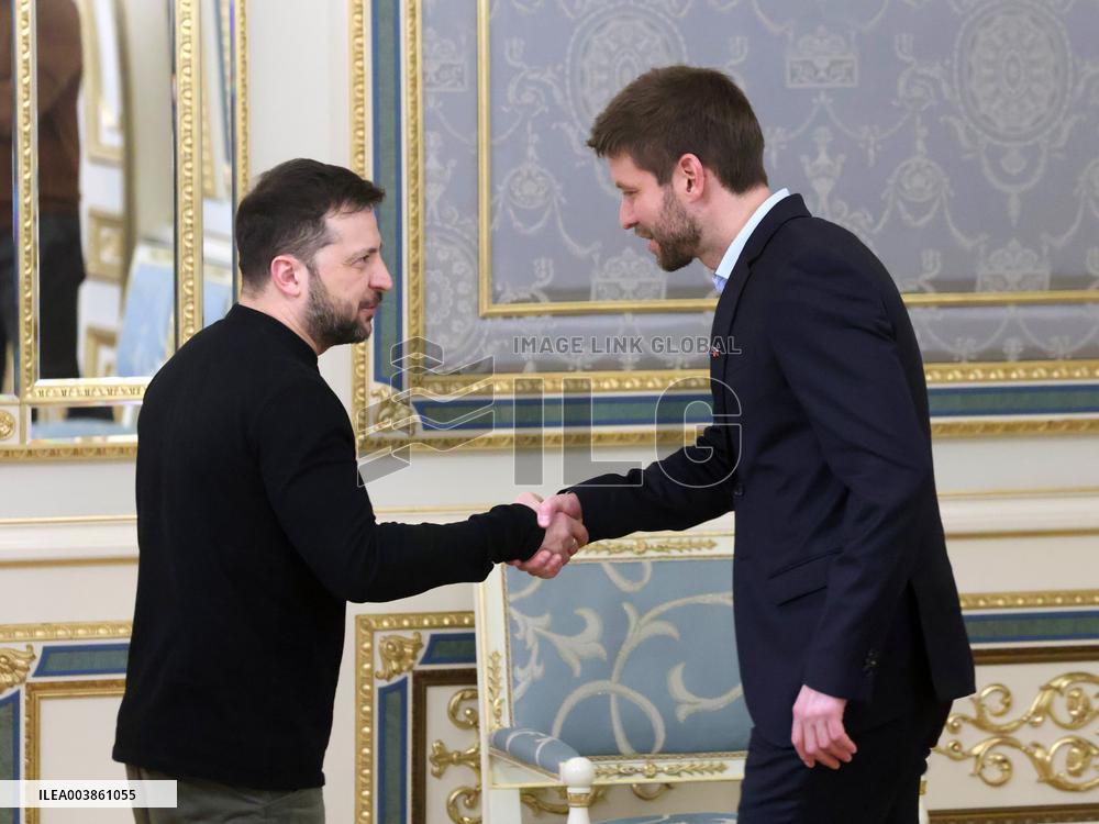 Ukrainian President meets Slovak parliamentarians