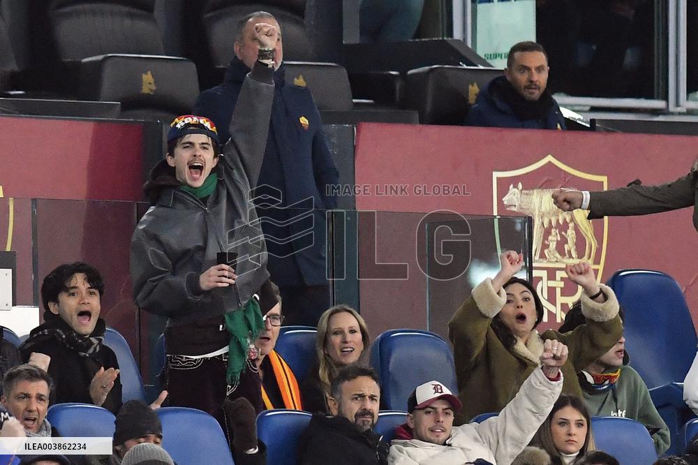 The actors Timothee Chalamet, Edward Norton with his wife and actress Monica Barbaro