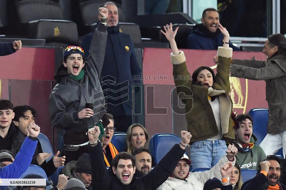 The actors Timothee Chalamet, Edward Norton with his wife and actress Monica Barbaro