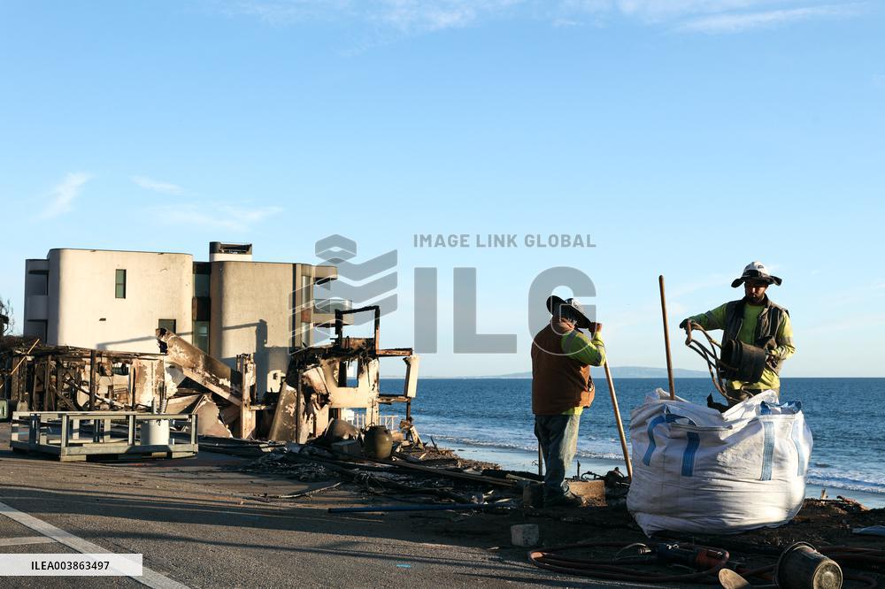Disaster Areas Of Pacific Palisades After The Wildfire - CA