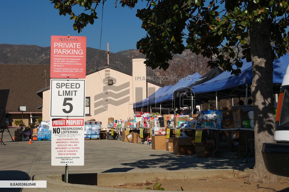 Disaster Areas Of Altadena After The Passage Of Eaton Fire - LA