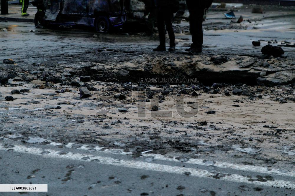 Russia attacks Kyiv with ballistic missiles