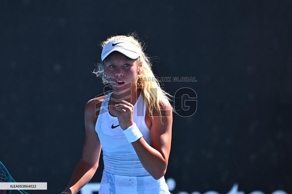 Ksenia Efremova At The 2025 Australian Open - Melbourne